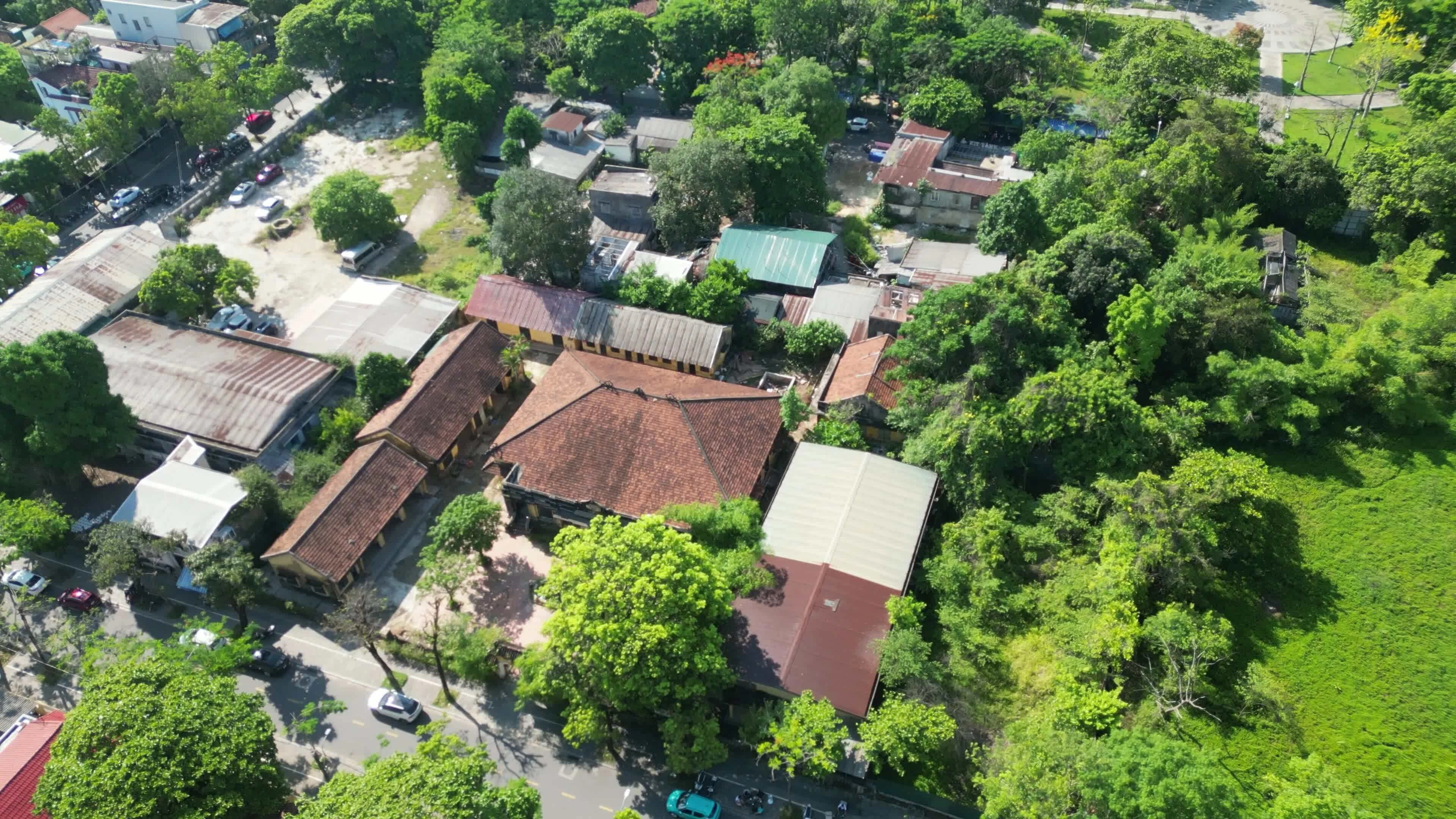 Hiện trạng hai di tích cấp quốc gia hoang tàn