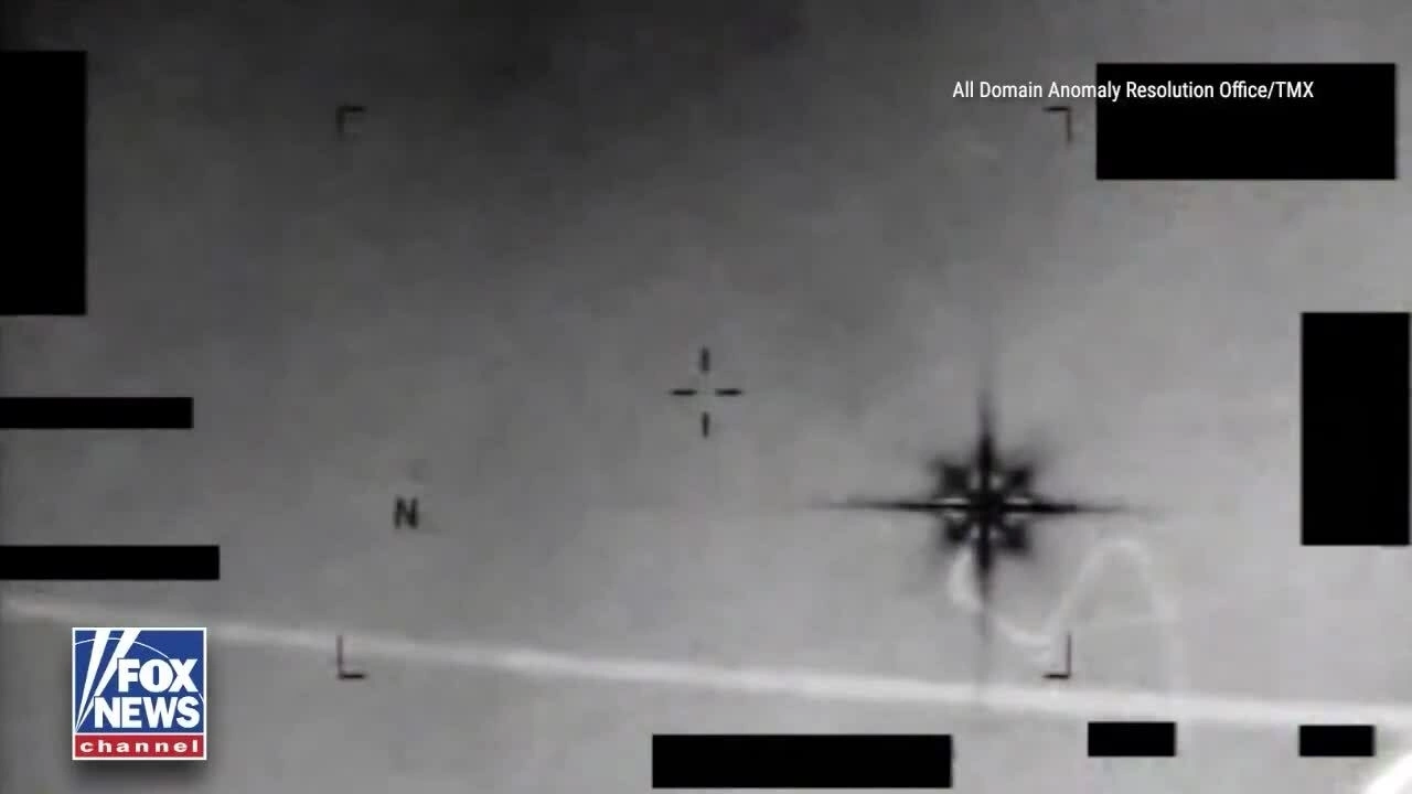 Quan chức Ukraine công bố video quân đội phát hiện UFO