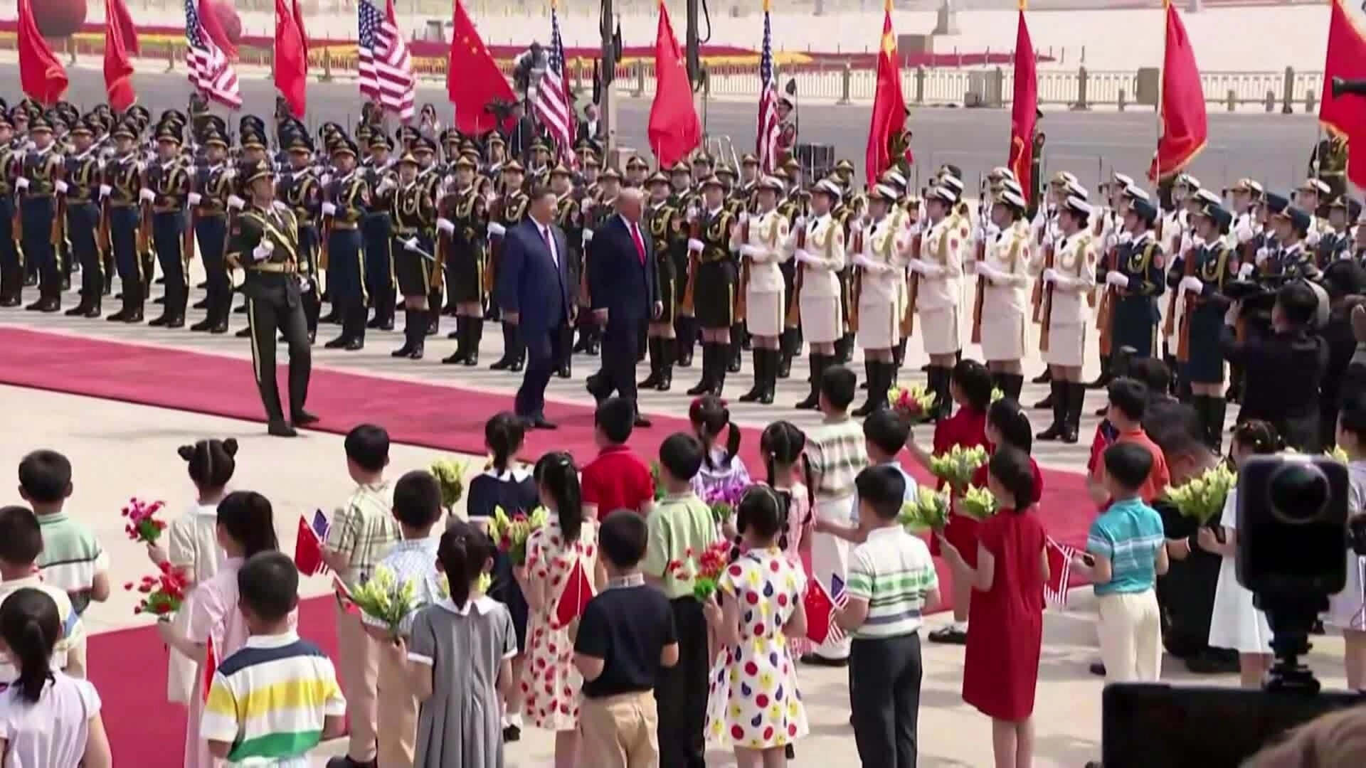 Trung Quốc bắn 21 loạt đại bác chào đón Tổng thống Trump
