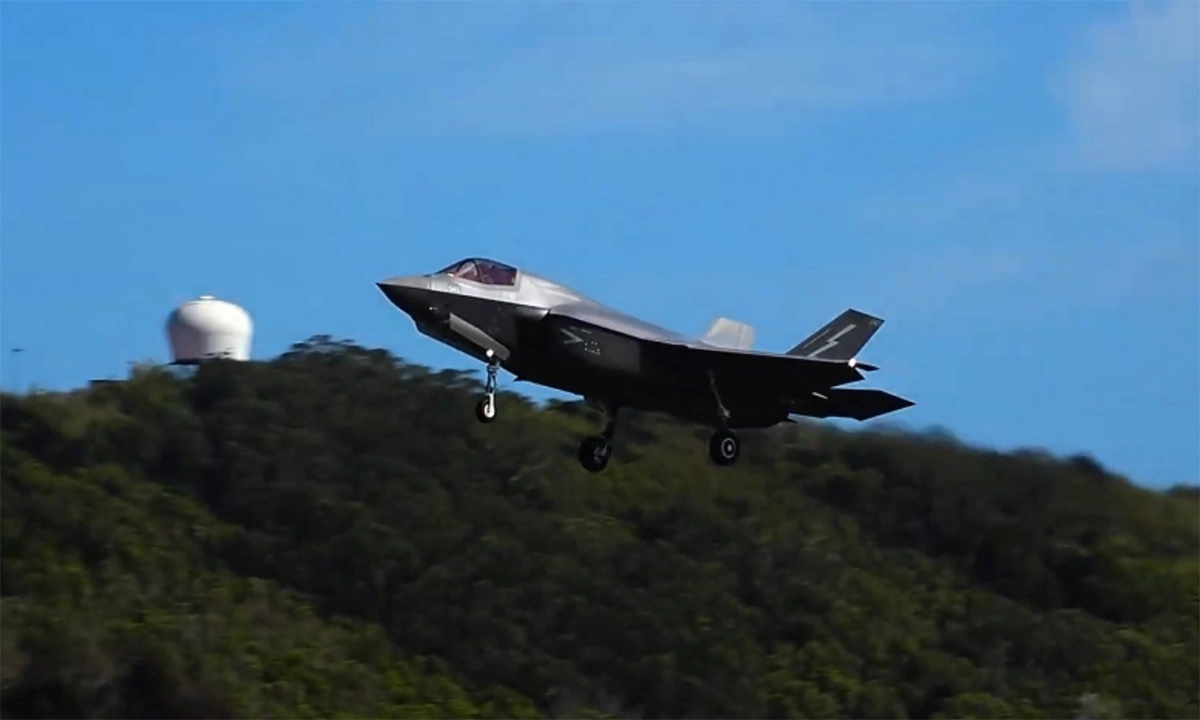F-35B mắc kẹt suốt hai tháng trên đảo vì sự cố kỹ thuật