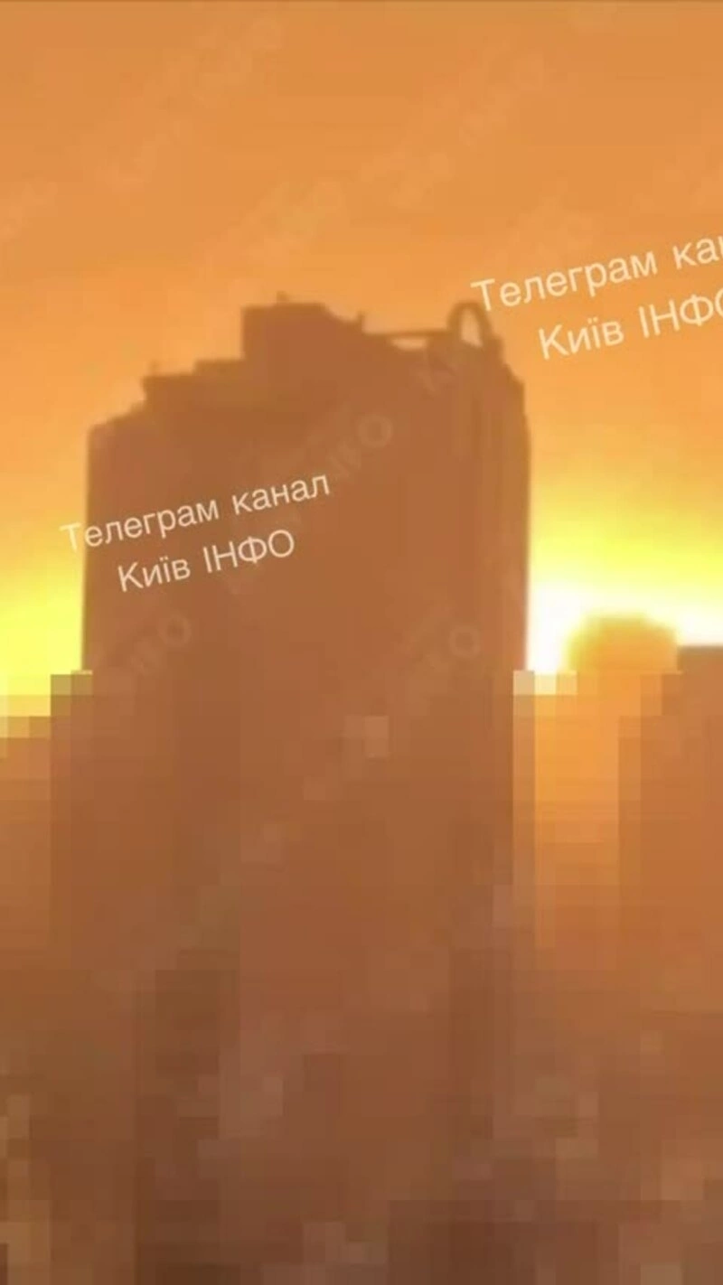 Nga phóng loạt tên lửa Oreshnik, Iskander-M nhằm vào Kiev