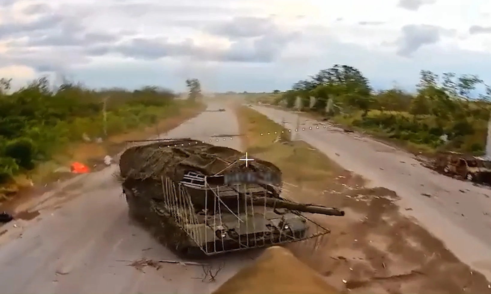 Nga xâm nhập thành phố cửa ngõ vành đai pháo đài Donetsk