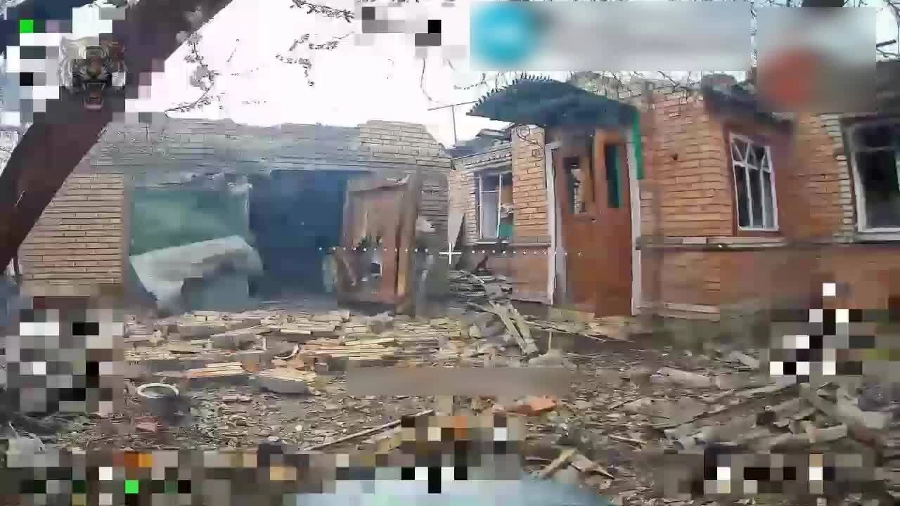 Chỉ huy Ukraine kể về tình thế khó khăn ở cửa ngõ vành đai pháo đài Konstantinovka