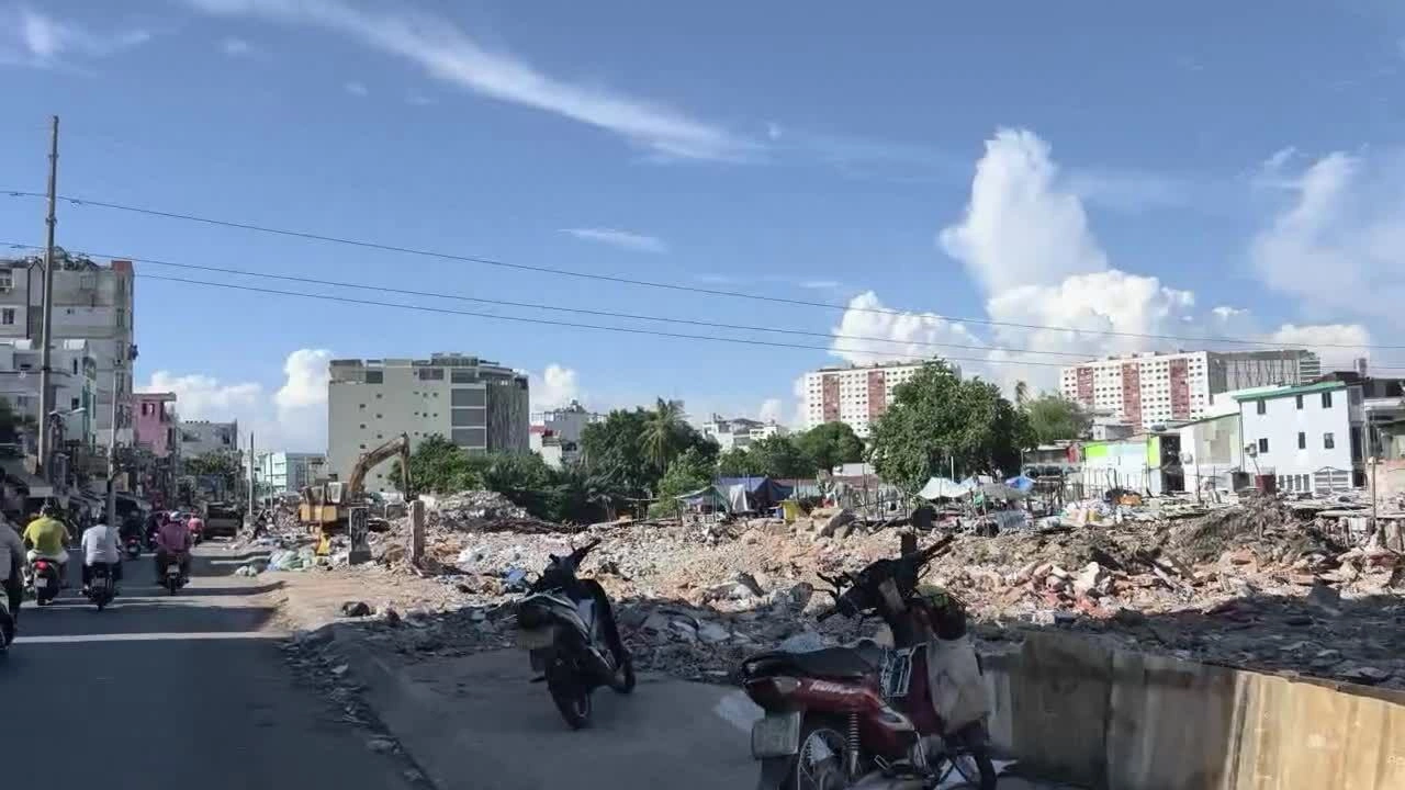 rạch xuyên tâm