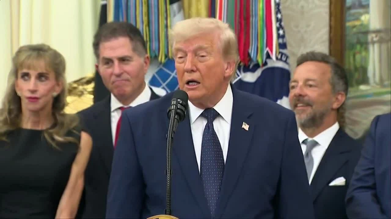 Ông Trump thừa nhận đề nghị FIFA xem xét lại án phạt với tiền đạo Balogun