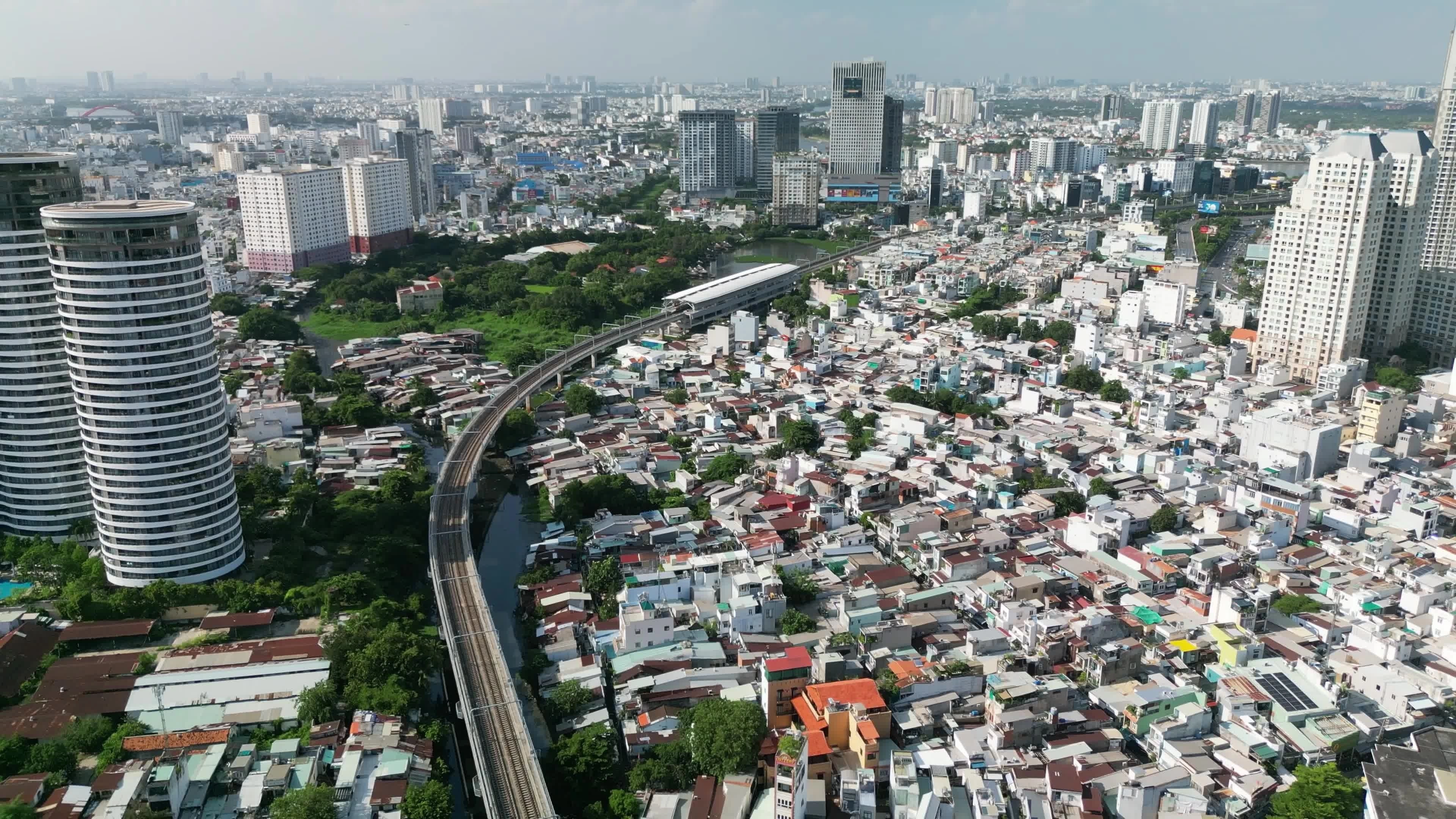 Toàn cảnh rạch Văn Thánh