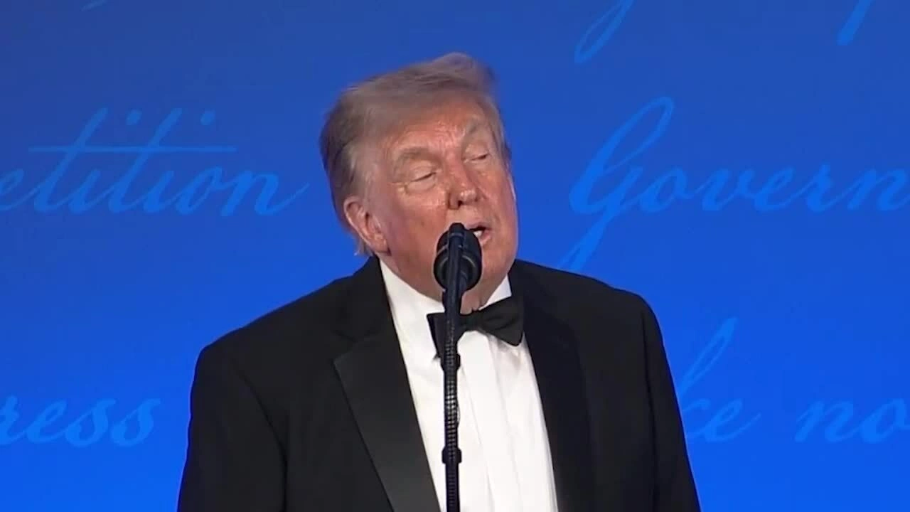 Ông Trump nói đùa sẽ tranh cử nhiệm kỳ 4