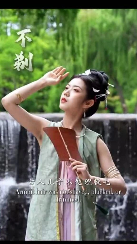 Tuyên ngôn nữ quyền của những cô gái nhuộm lông nách