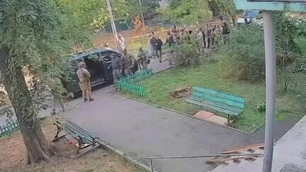 Nguồn cơn khiến hai đơn vị đặc nhiệm Ukraine đấu súng giữa Kiev