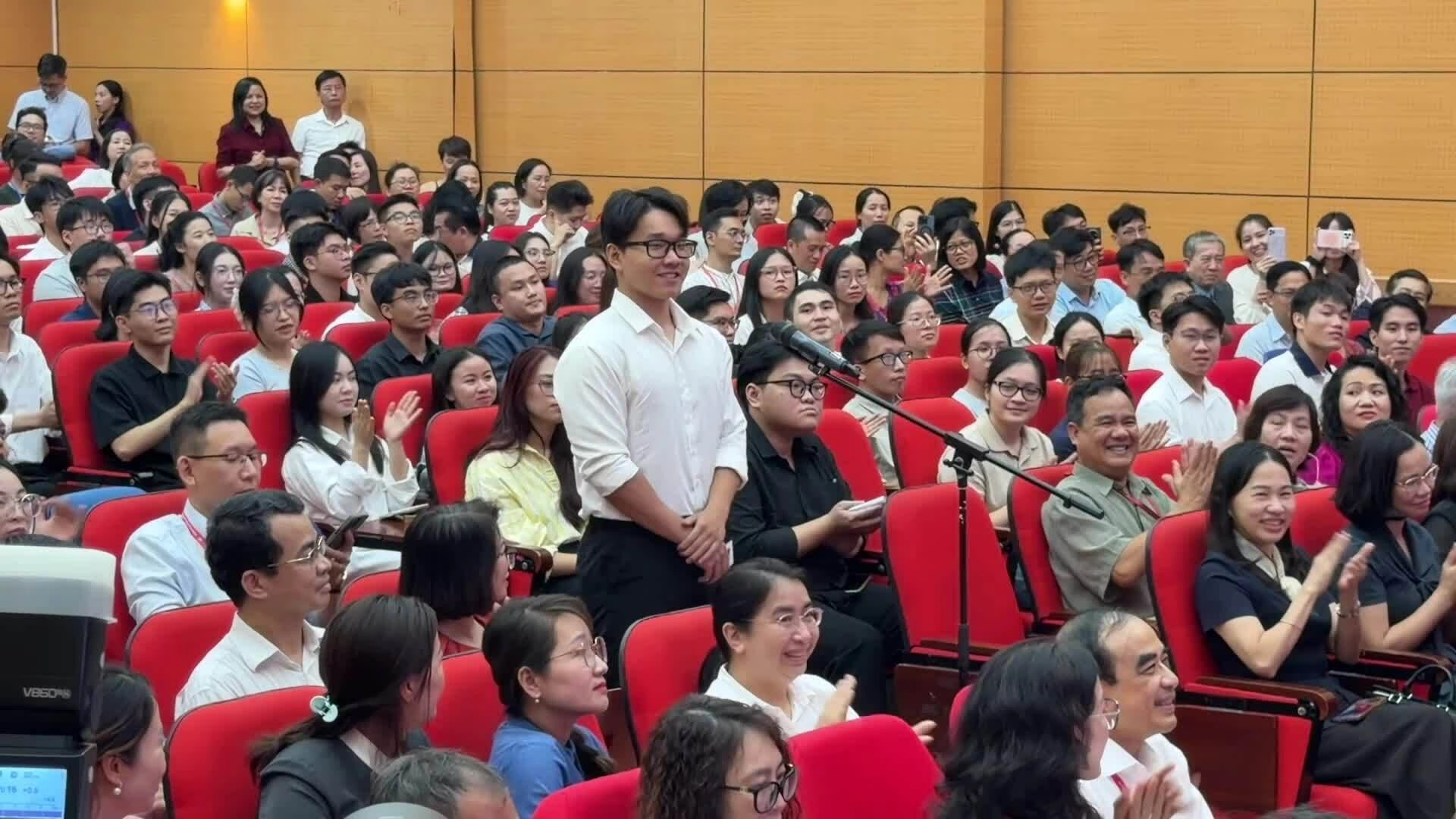 Sinh viên ĐH Quốc gia Hà Nội vào top 4 bác sĩ nội trú Y Hà Nội