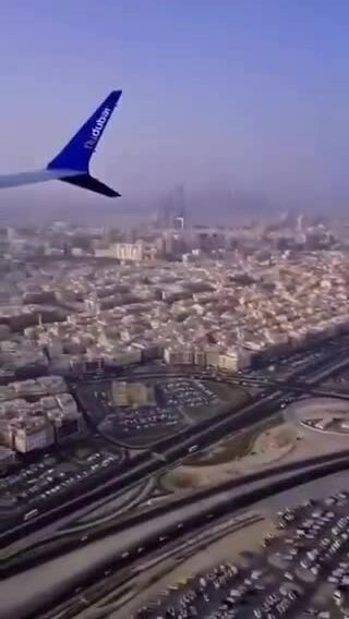 Nhân chứng kể khoảnh khắc 'mất kiểm soát' trên máy bay UAE