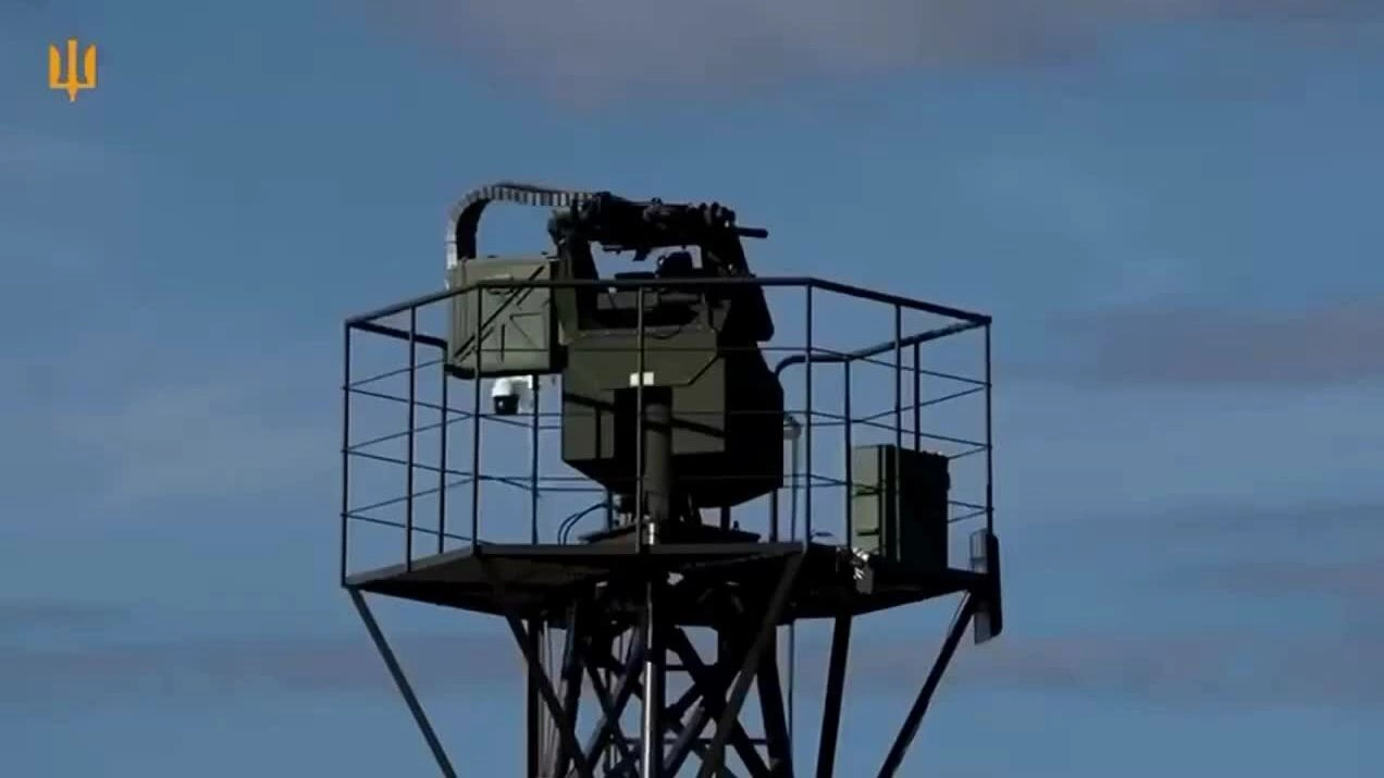 Ukraine lần đầu dùng bệ súng tích hợp AI hạ UAV phản lực Nga