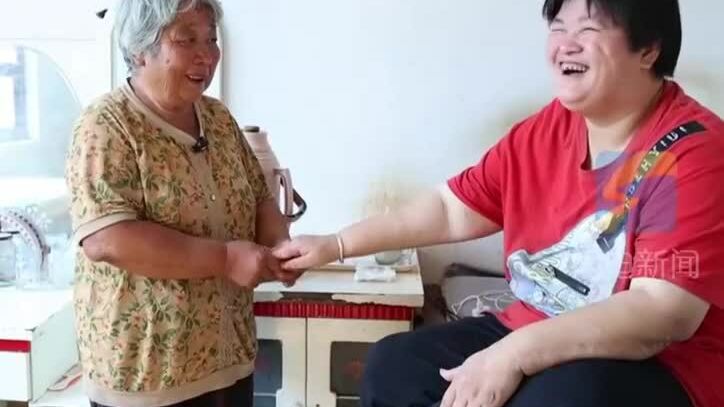 Con dâu Trung Quốc tỉnh lại sau hôn mê nhờ mẹ chồng chăm sóc